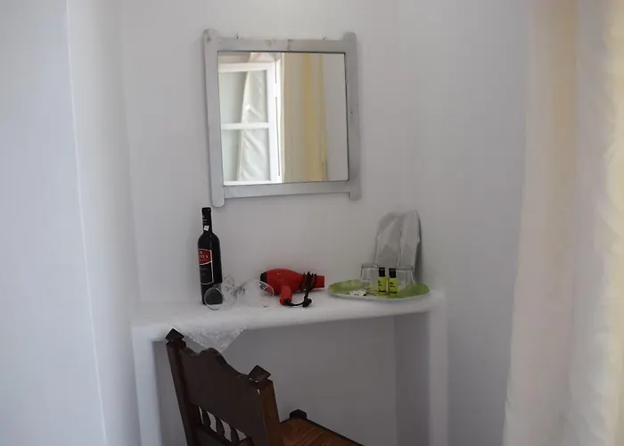 Cyclades Karterados (Santorini)