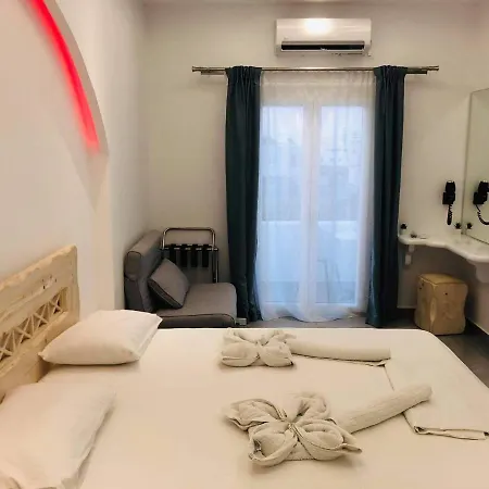 Cyclades Hotel 3*