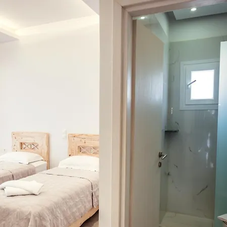 Hotel Cyclades 3*