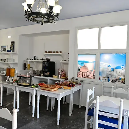 Cyclades 3* Karterados (Santorini)