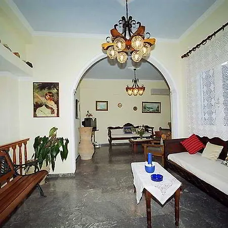 Cyclades Hotel Karterados (Santorini)