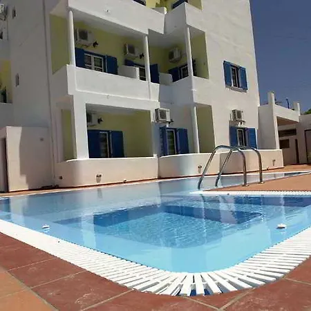 Cyclades 3* Karterados (Santorini)