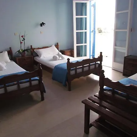 Hotel Cyclades 3*