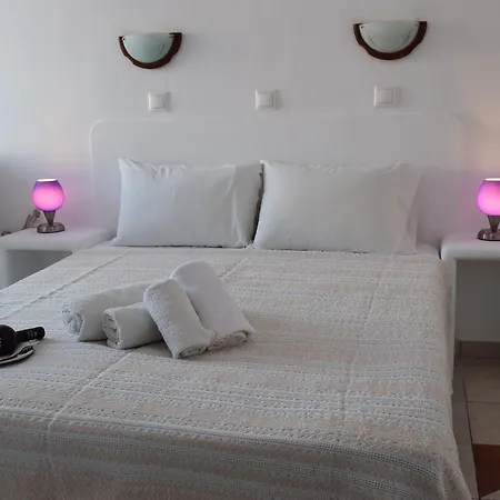 Hotel Cyclades 3*