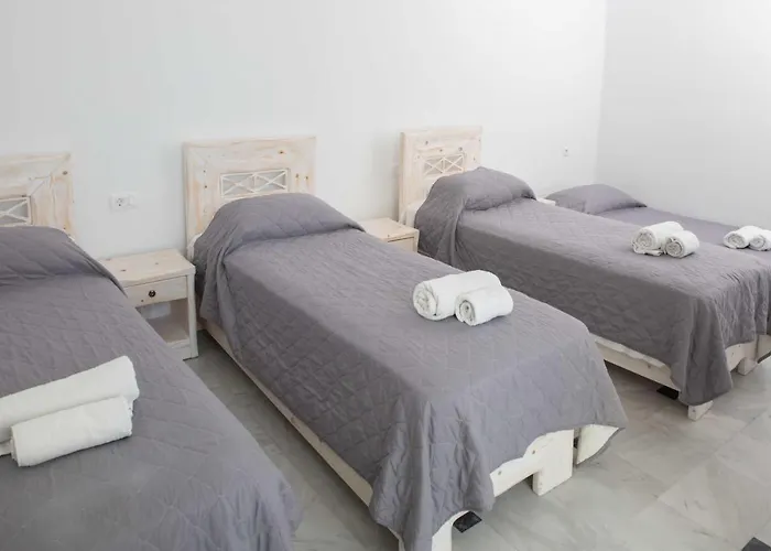 Cyclades Karterados (Santorini)