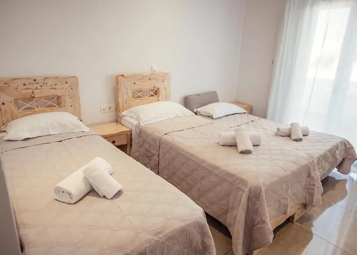 Cyclades Karterados (Santorini)