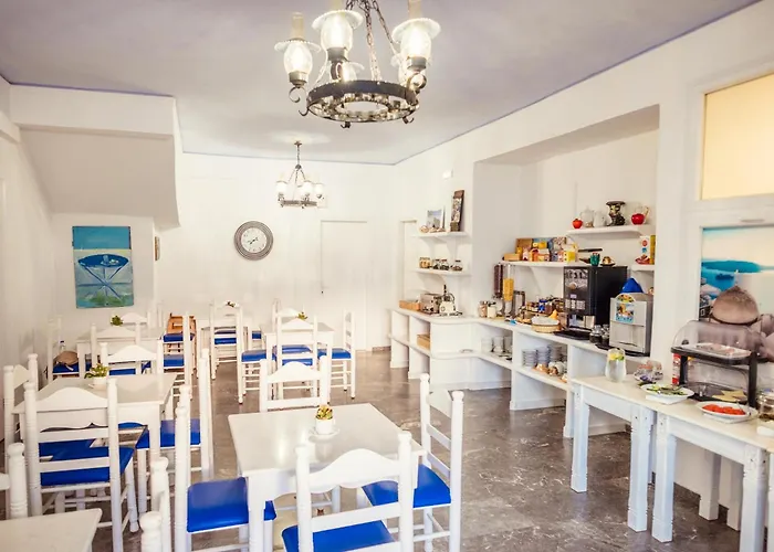 Cyclades 3* Karterados (Santorini)