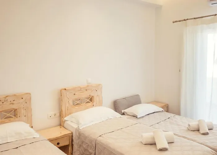 Cyclades Hotel Karterados (Santorini)