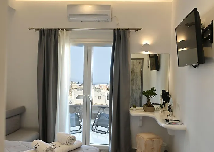 Cyclades Hotel Karterados (Santorini)